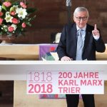 Reportáž: Juncker účastí na Marxově jubileu plive do tváře východní Evropě